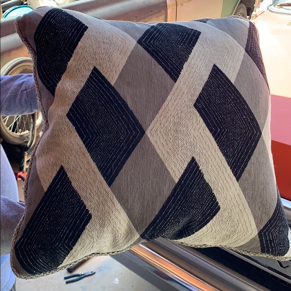 2 Couches - Picture 5 of 7